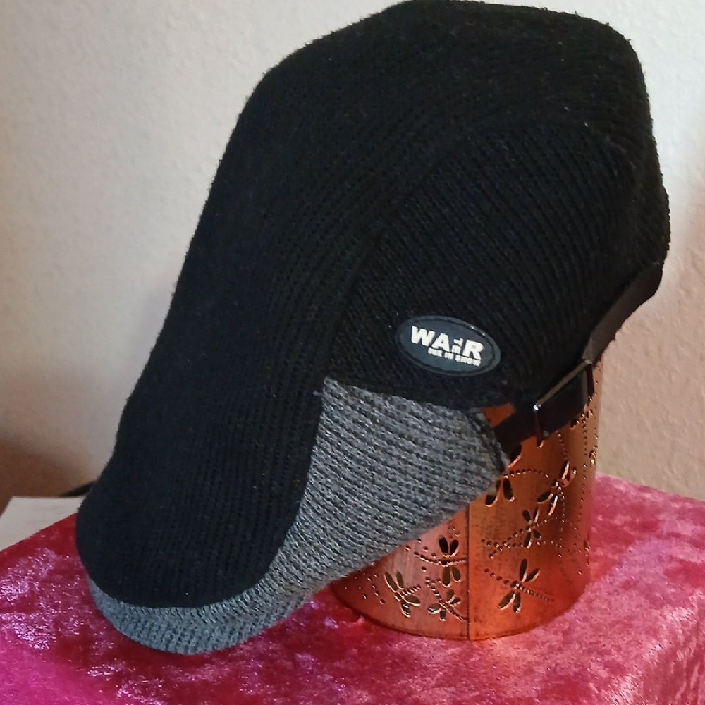 Black and Gray Men's Knit Flat Cap